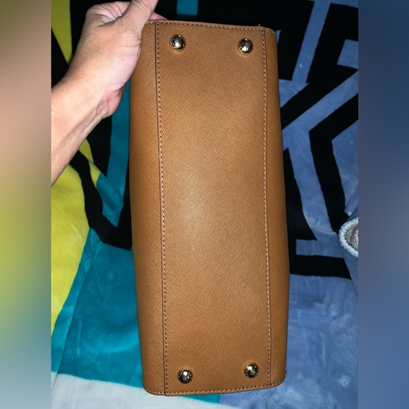 Michael Kors Large Hamilton Satchel 30S2GHMT3L in Camel Brown. - Picture 10 of 14